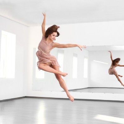Spiegel in Tanzstudio